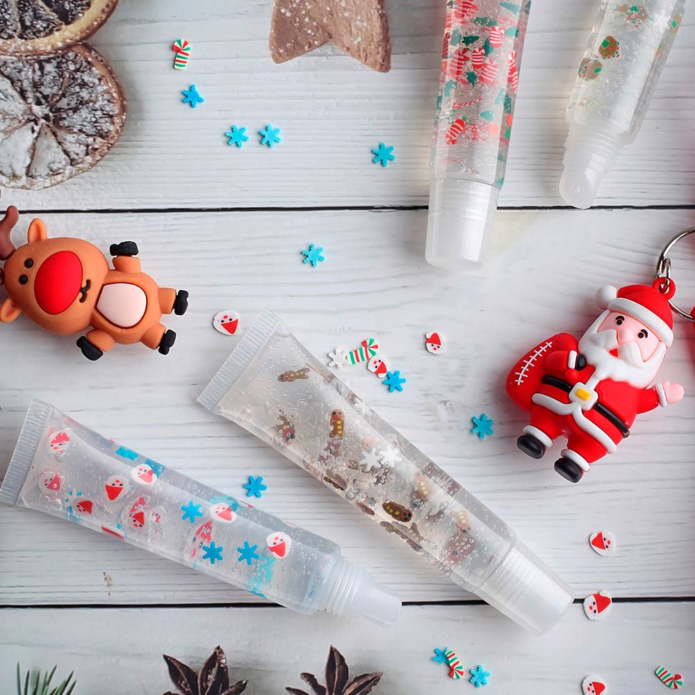 4 Colors Christmas Gift Tube Lip Balm Elk Snowman Pendant