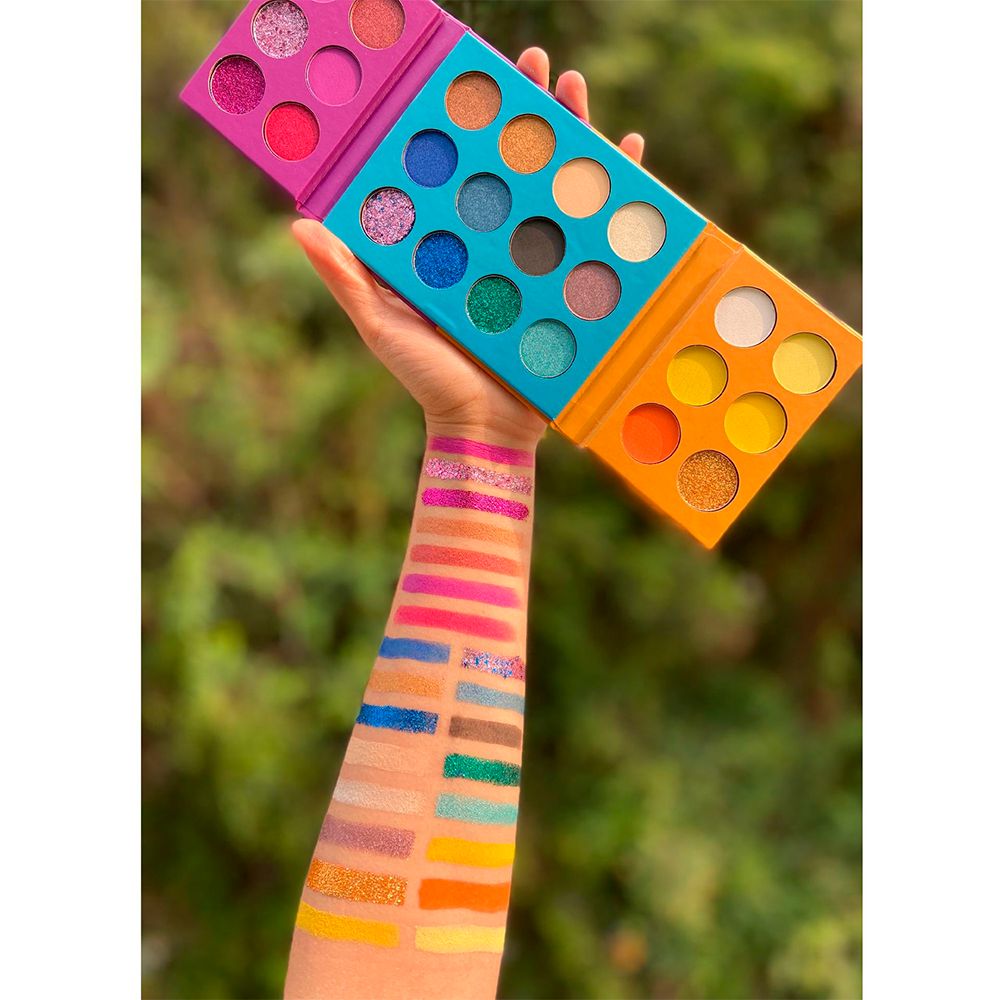 24 Colors Double-open Foldable Mixed Color Eyeshadow Palette