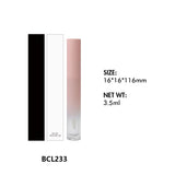 Tubos vacíos de lápiz labial líquido y brillo labial 01