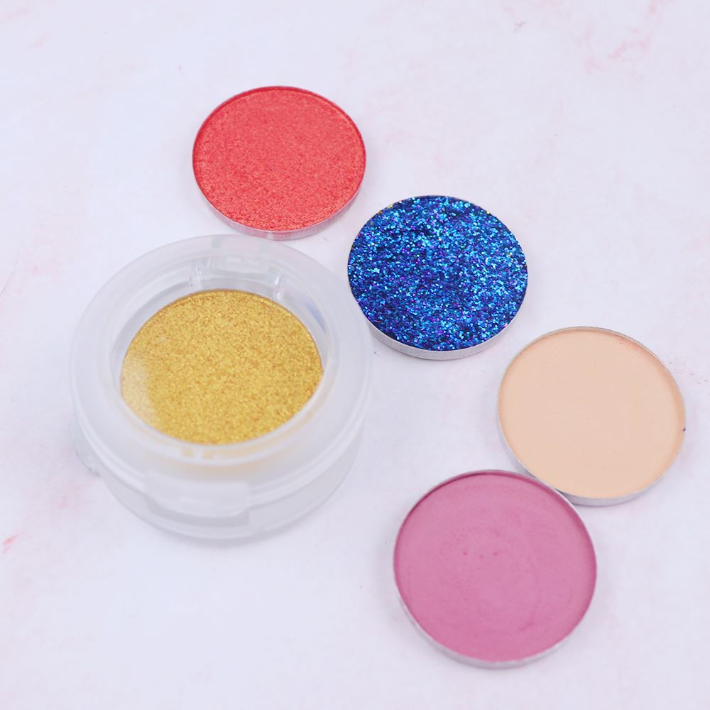 Sombra de ojos monocromática DIY