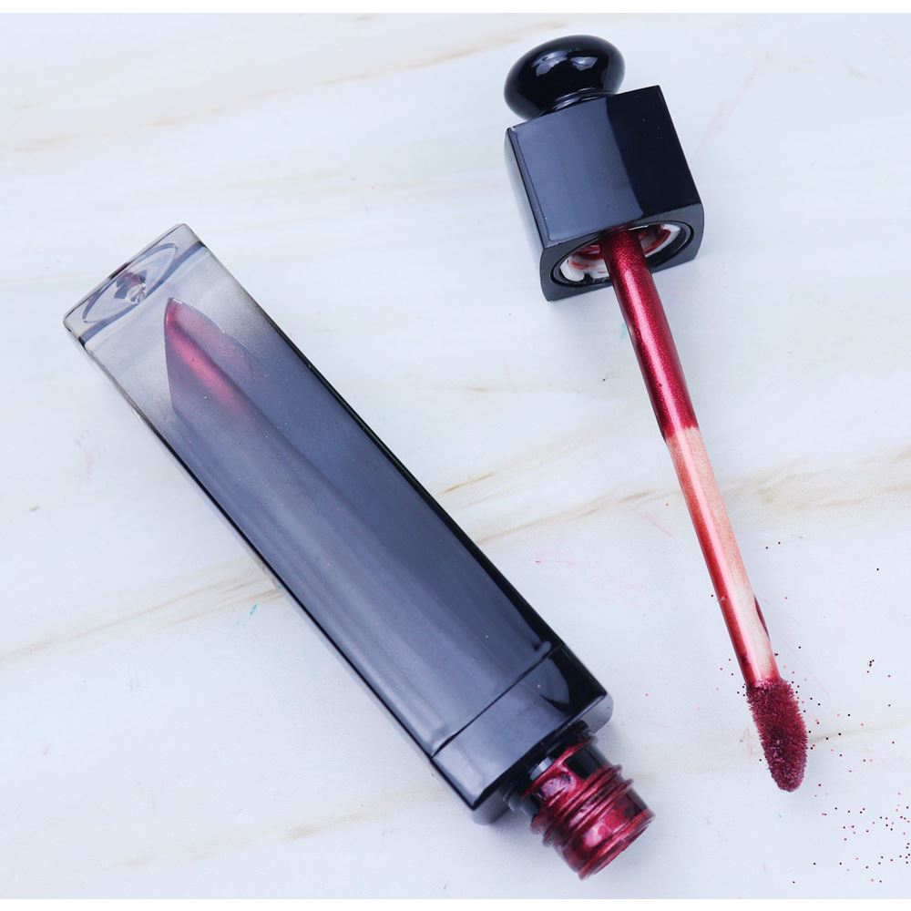 Barra de labios líquida de tubo degradado negro mate antiadherente de 39 colores (# 01-# 30)