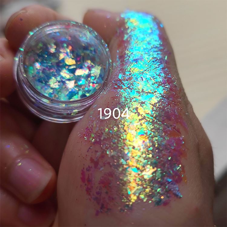 16 Color Pearlescent Monochrome Eyeshadow