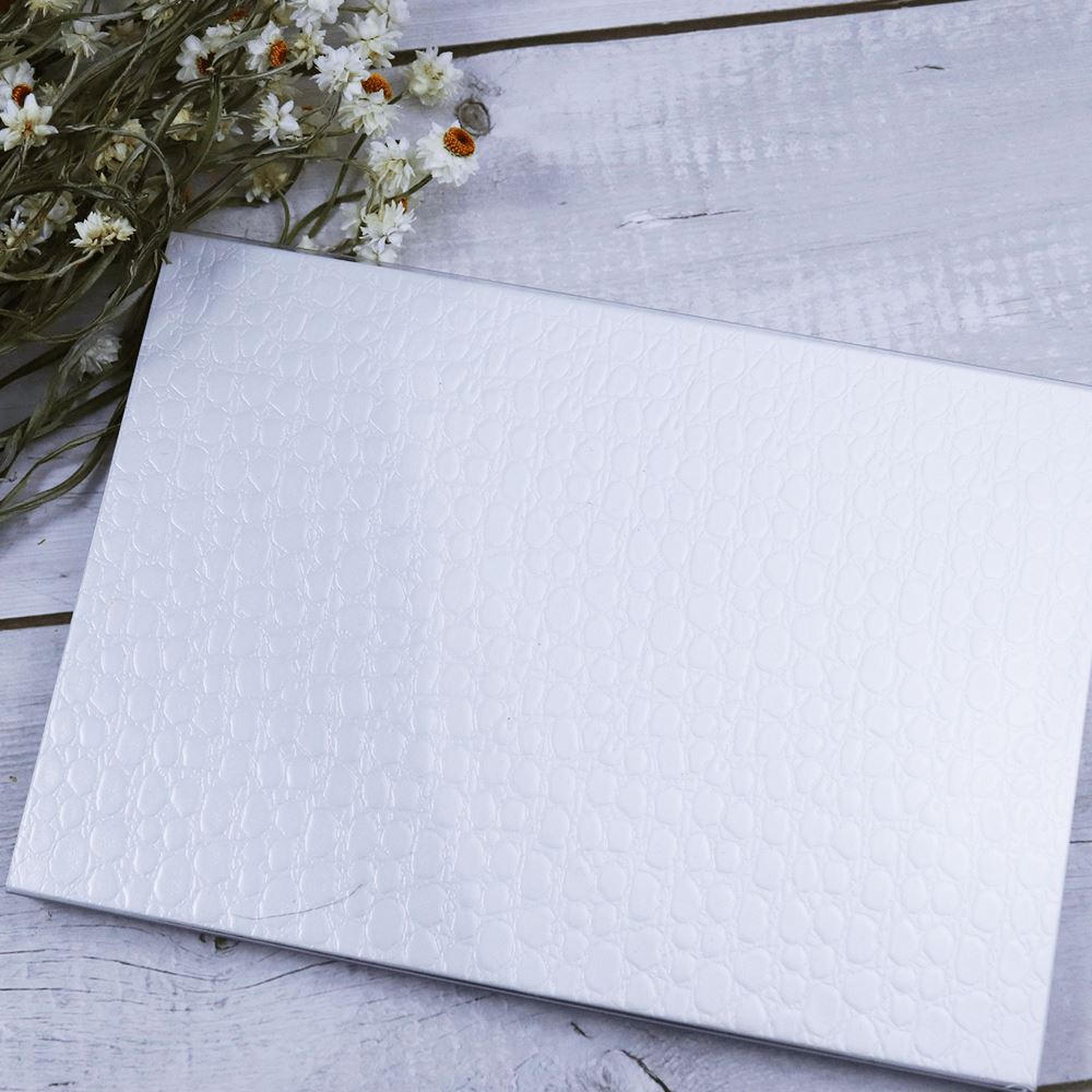35 Colors Faux Leather White Eyeshadow Palette - MSmakeupoem.com