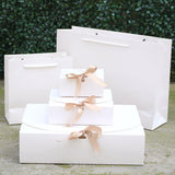 Caja de regalo plegable de 4 colores con bolsa de mano (mediana)