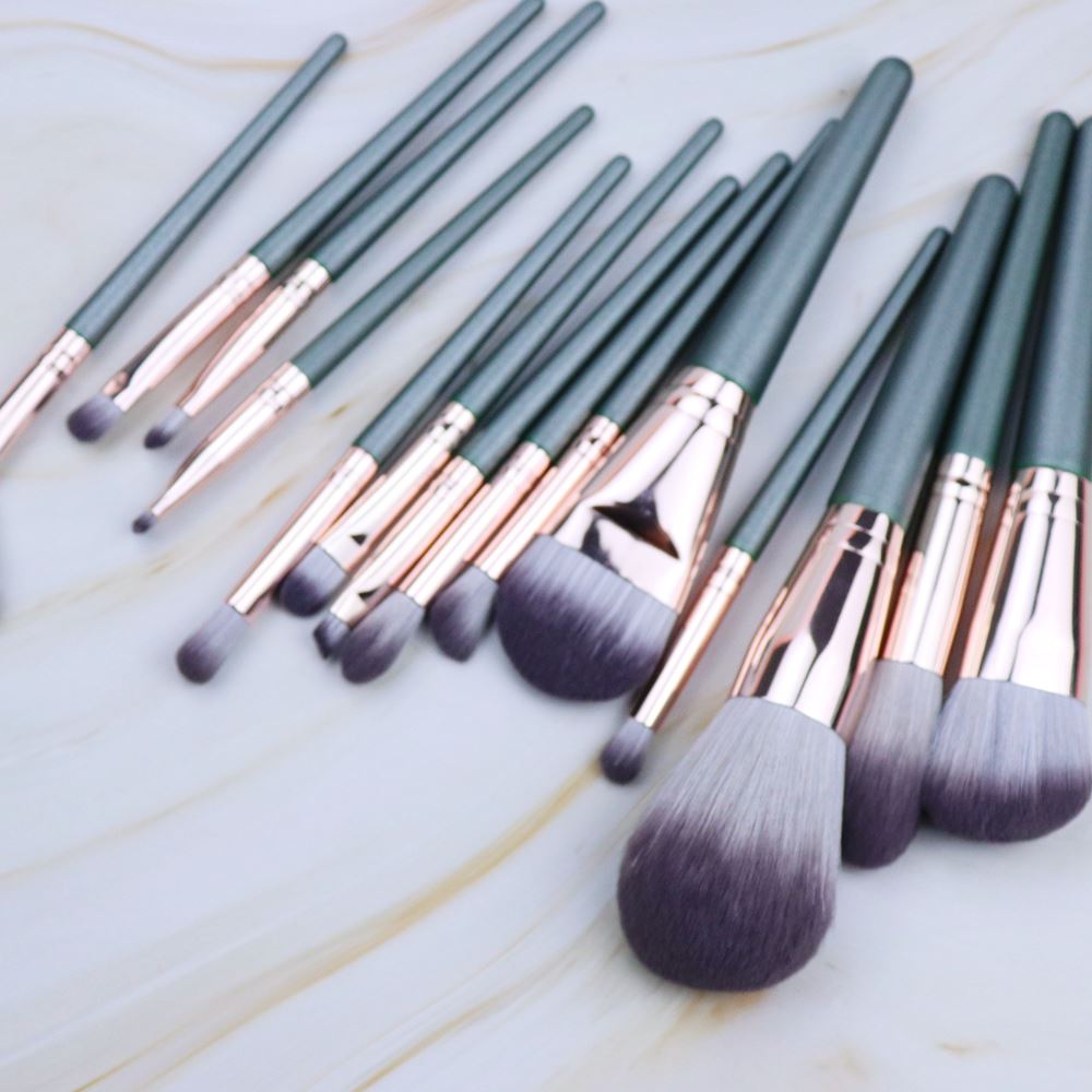 14pcs High Quality Emerald Green Makeup Brush Set (With Bag)