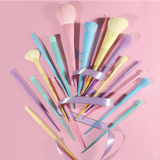 17 Kinds Of Candy-colored Makeup Brushes