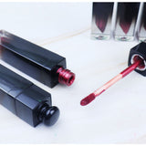 Barra de labios líquida de tubo degradado negro mate antiadherente de 39 colores (# 01-# 30)