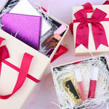 Nicht faltbare weiße Geschenkbox mit Schleife und Boxen für die Geburtstagsfeier