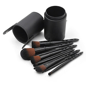 10pcs Black Barrel Make-up-Pinsel mit perforiertem Griff