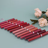 Set aus flüssigem Lippenstift und Lipliner in 17 Farben